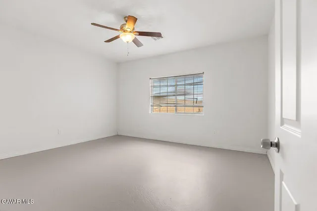 $299,900 | 20552 Verde Vista Parkway, California City, CA 93505