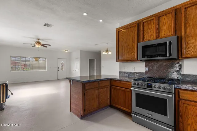 $299,900 | 20552 Verde Vista Parkway, California City, CA 93505