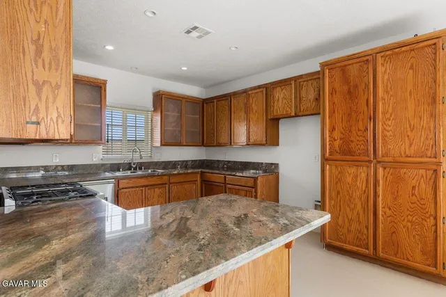 $299,900 | 20552 Verde Vista Parkway, California City, CA 93505