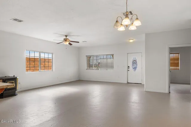 $299,900 | 20552 Verde Vista Parkway, California City, CA 93505