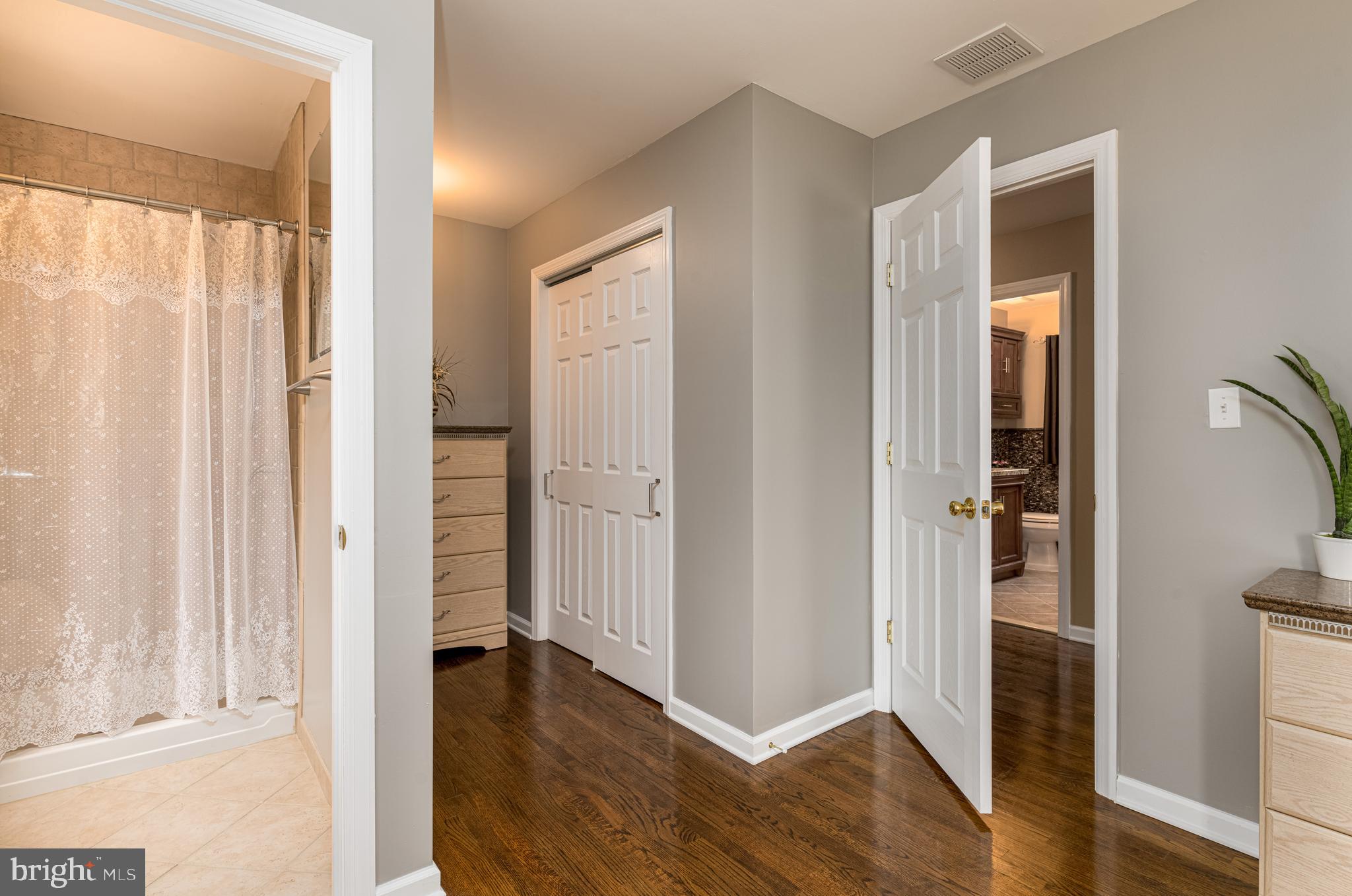 626 Dutch Neck Road Hightstown, NJ 08520 - Photo 22 of 37 Gallery Image 22