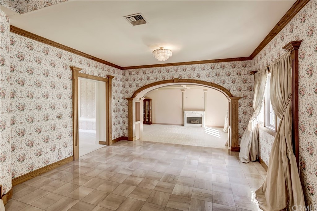 1632 Smiley Heights Drive Redlands, CA 92373 - Photo 11 of 75 a view of a hallway with entryway