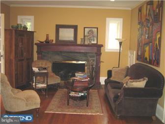 131 Valley Road Ardmore, PA 19003 - Photo 3 of 12