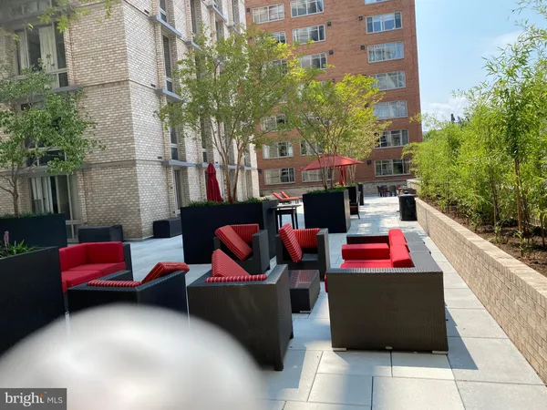 $2,400 | 950 25th Street Northwest, Unit 508N, Washington, DC 20037