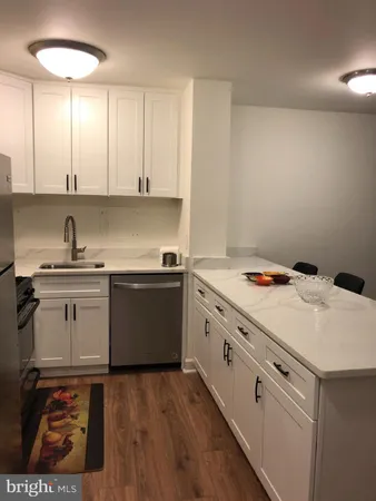 $2,400 | 950 25th Street Northwest, Unit 508N, Washington, DC 20037