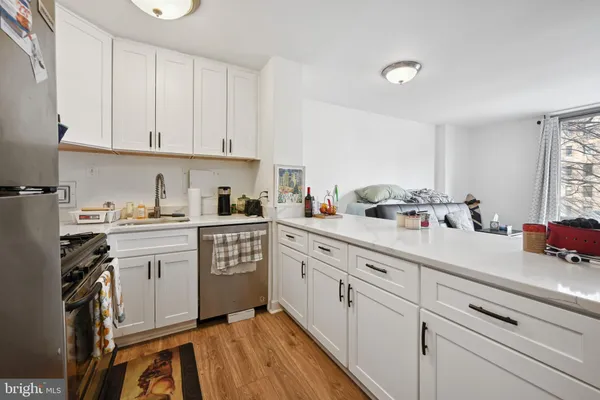 $2,400 | 950 25th Street Northwest, Unit 508N, Washington, DC 20037