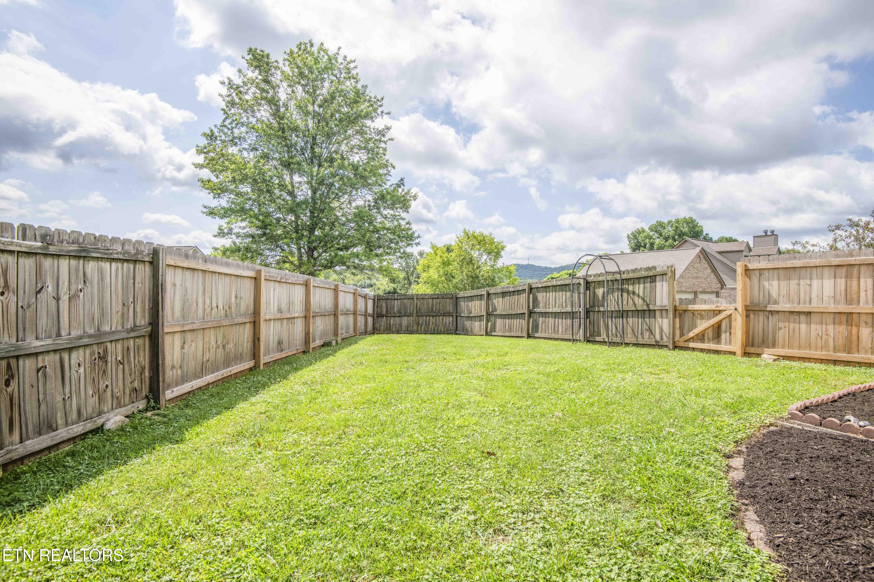512 Windgate Court Powell, TN 37849 - Photo 30 of 36 Back Yard