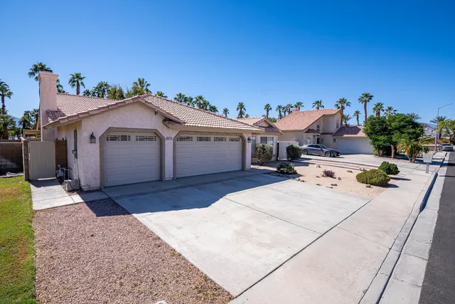 a view of a house with a outdoor space