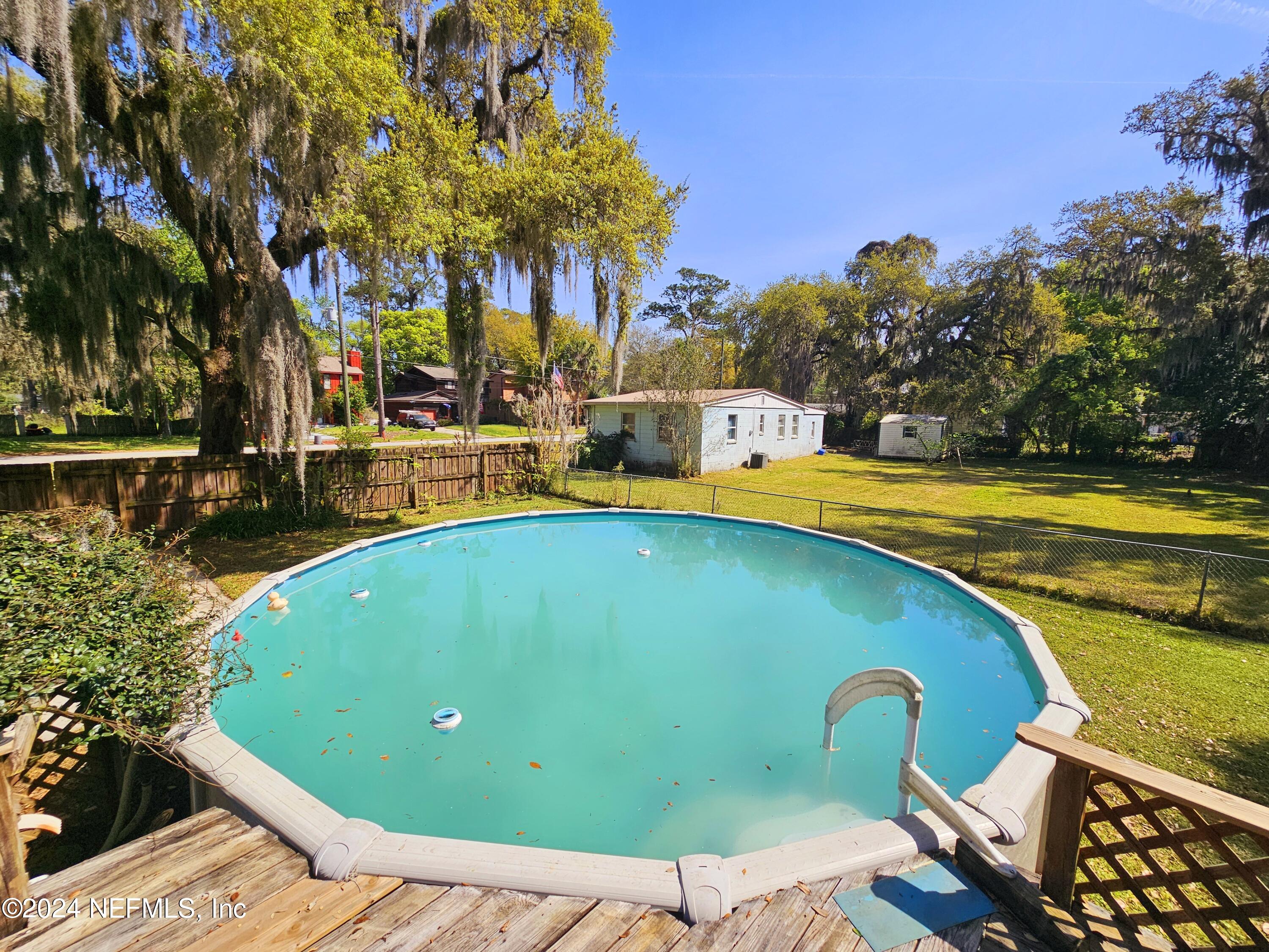 5306 Cruz Road Jacksonville, FL 32207 - Photo 31 of 40 20240315_115325