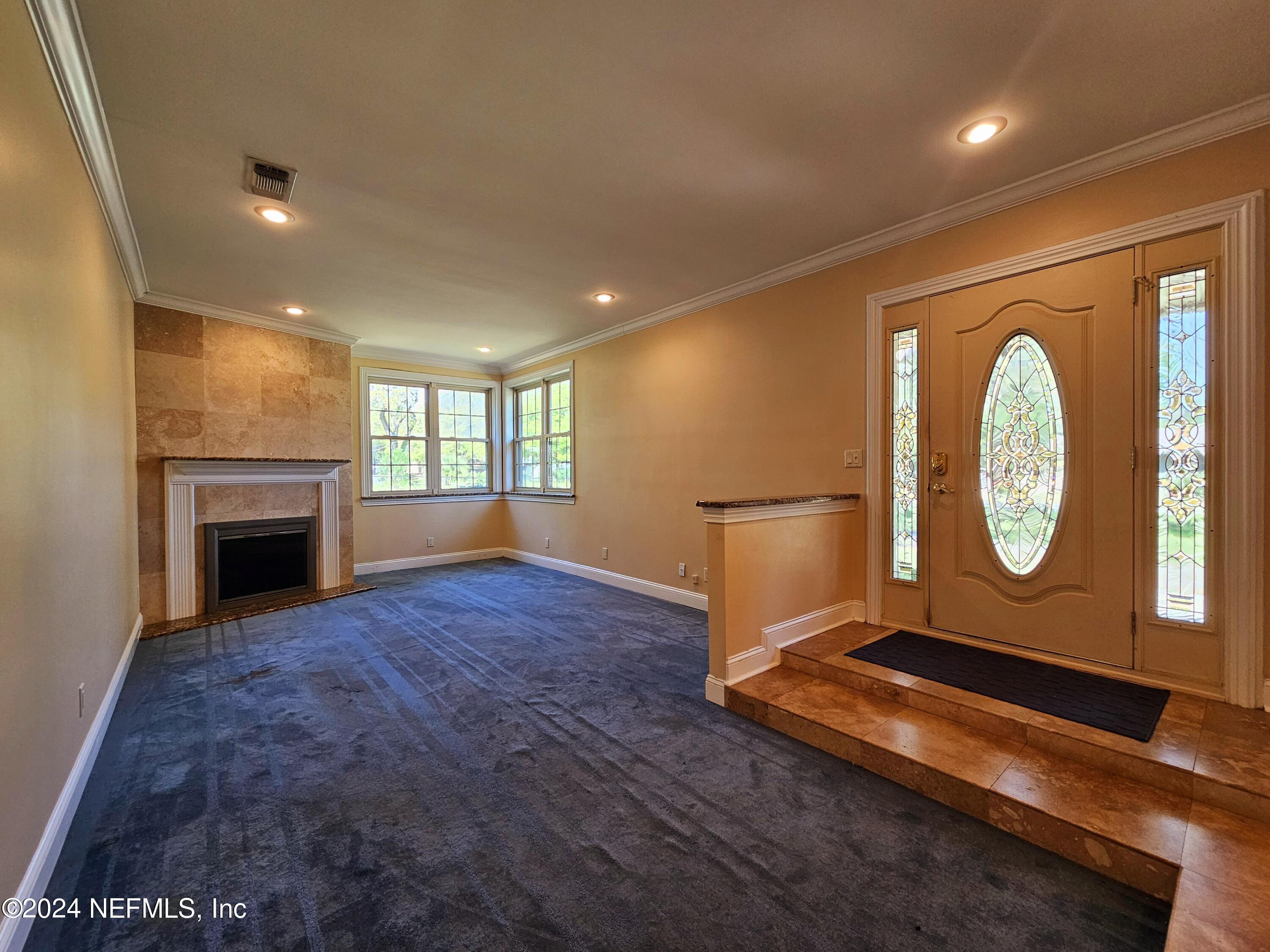 5306 Cruz Road Jacksonville, FL 32207 - Photo 6 of 40 20240315_113831