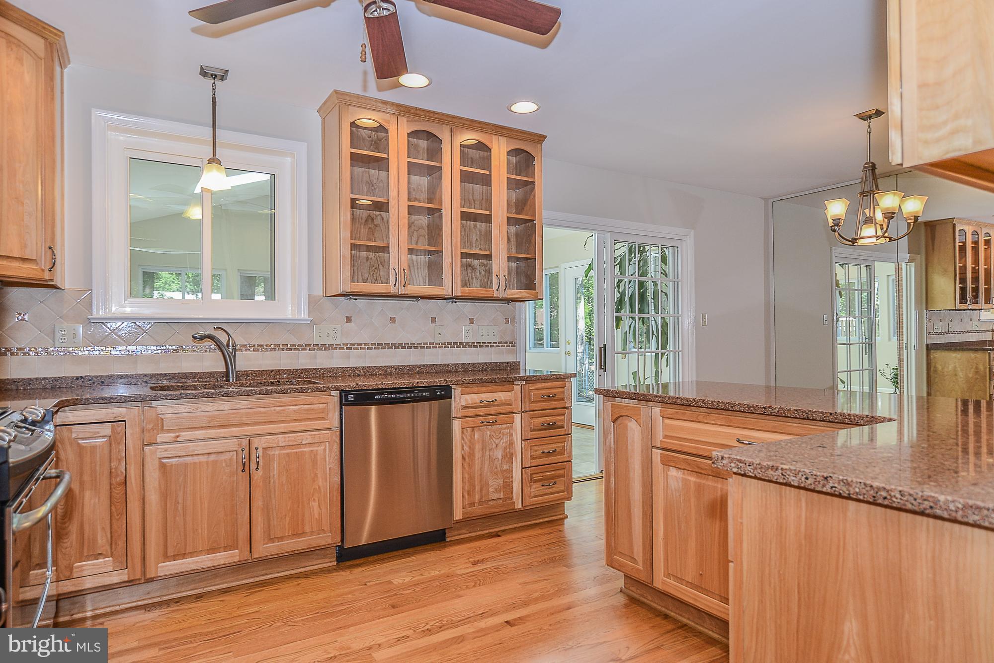 4432 Sleaford Road Annandale, VA 22003 - Photo 12 of 30 Custom kitchen