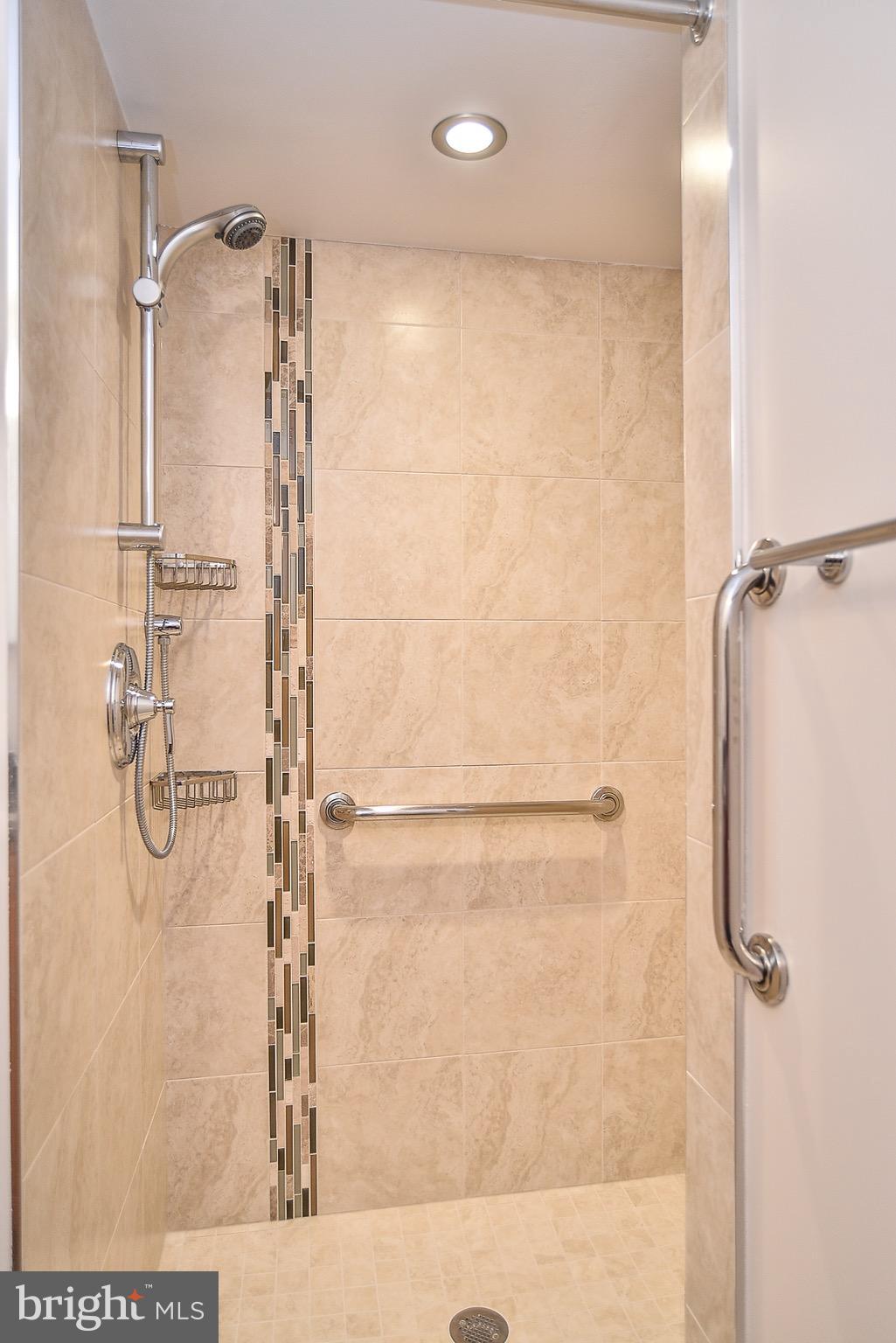 4432 Sleaford Road Annandale, VA 22003 - Photo 20 of 30 Remodeled bath