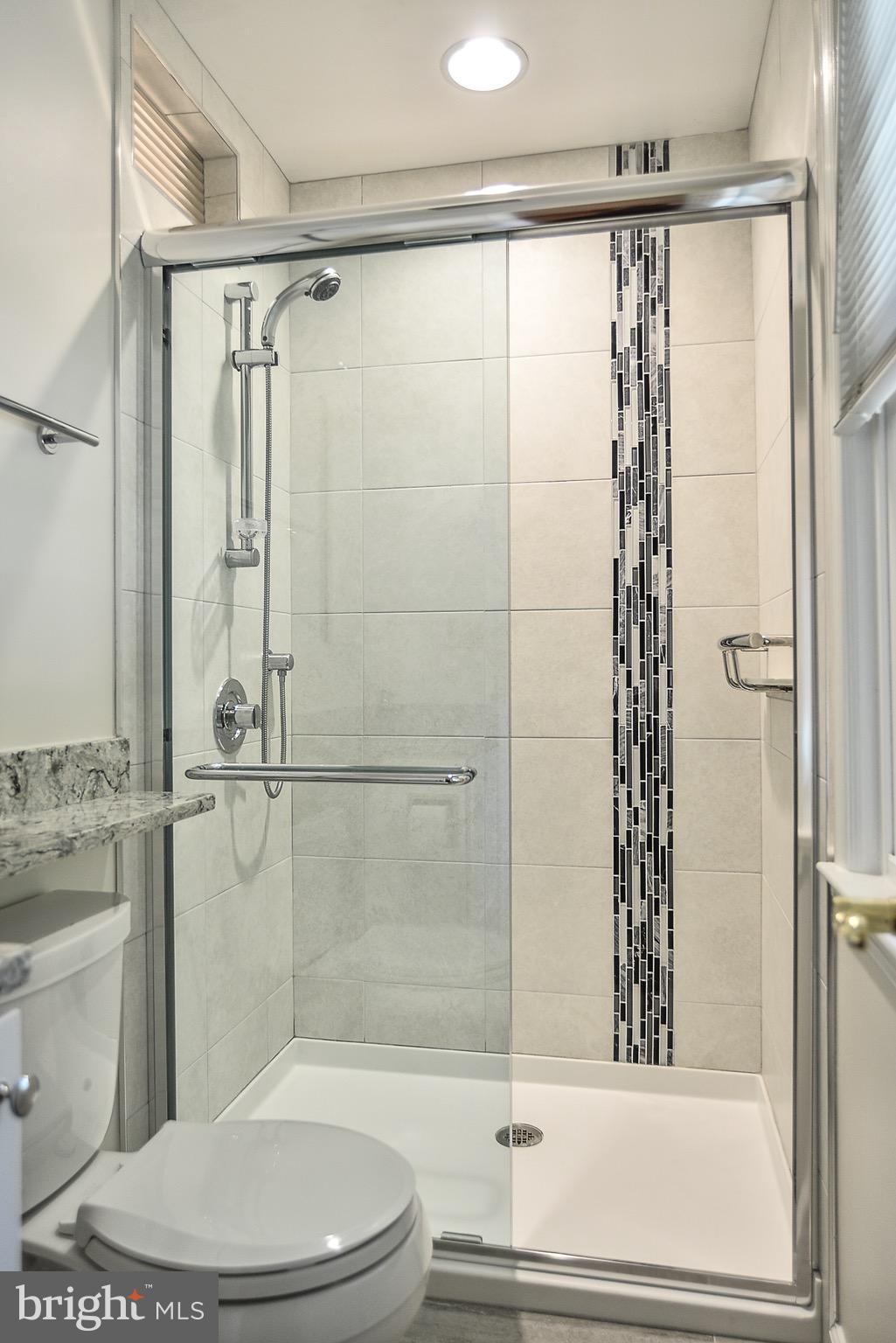 4432 Sleaford Road Annandale, VA 22003 - Photo 21 of 30 Custom bath