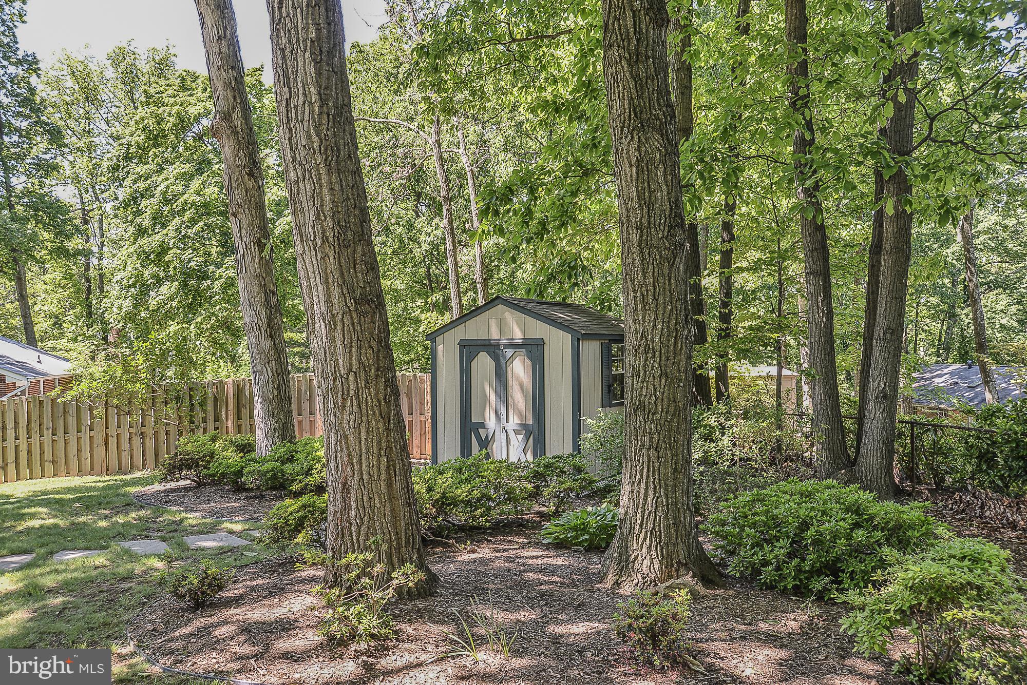 4432 Sleaford Road Annandale, VA 22003 - Photo 5 of 30 Private backyard with shed