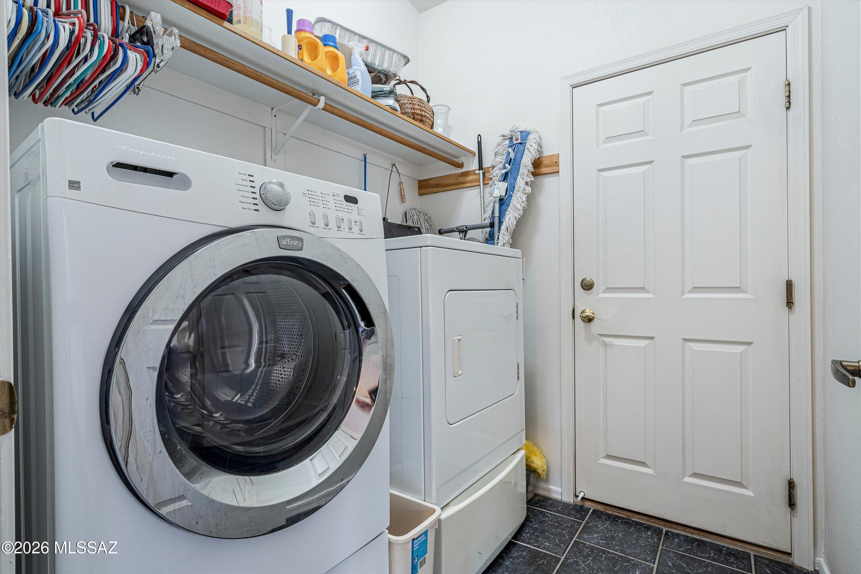 4940 North Castle Ridge Road Tucson, AZ 85749 - Photo 26 of 43 23-Laundry Room