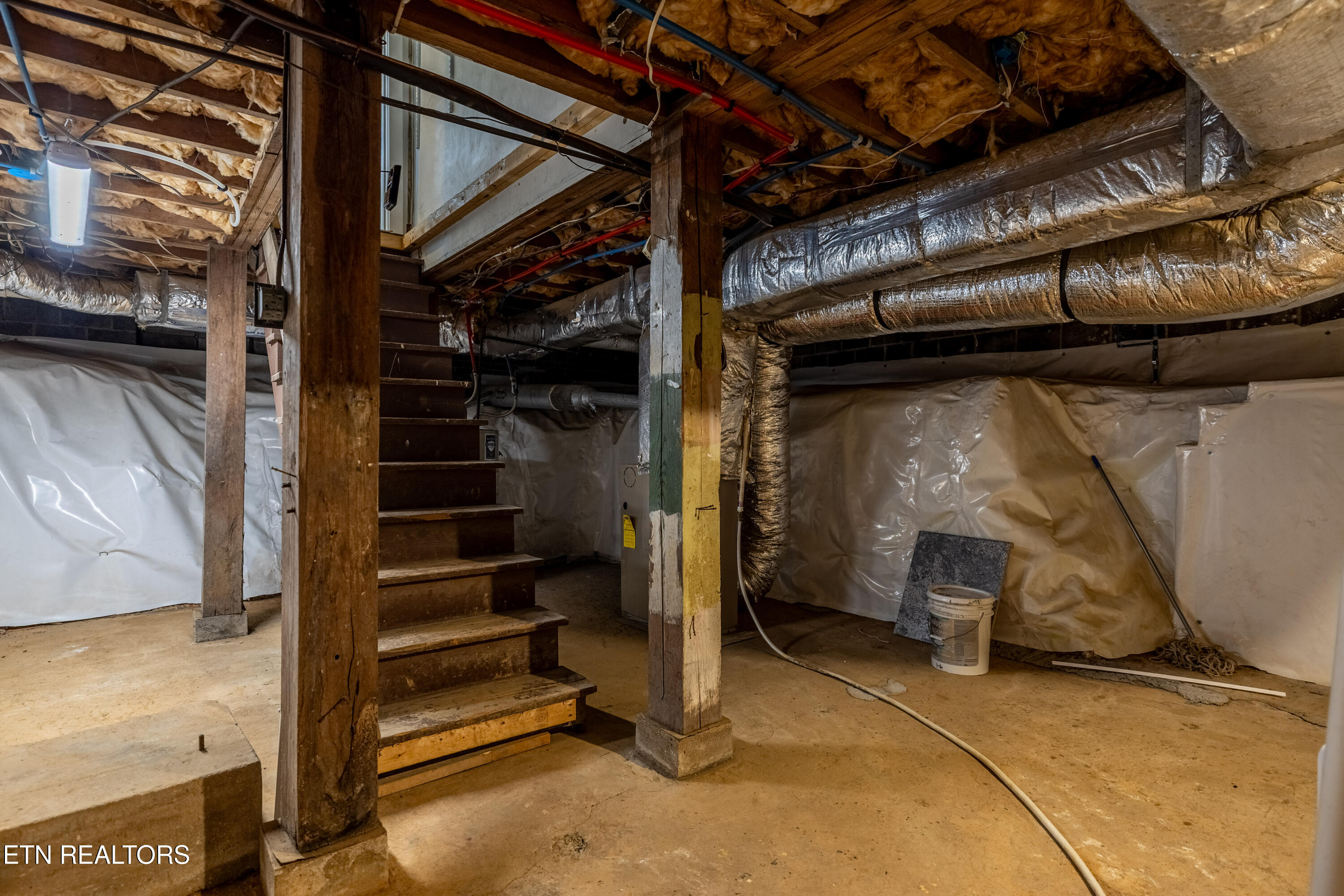 1907 Crest Road Maryville, TN 37804 - Photo 34 of 34 Tons of extra storage