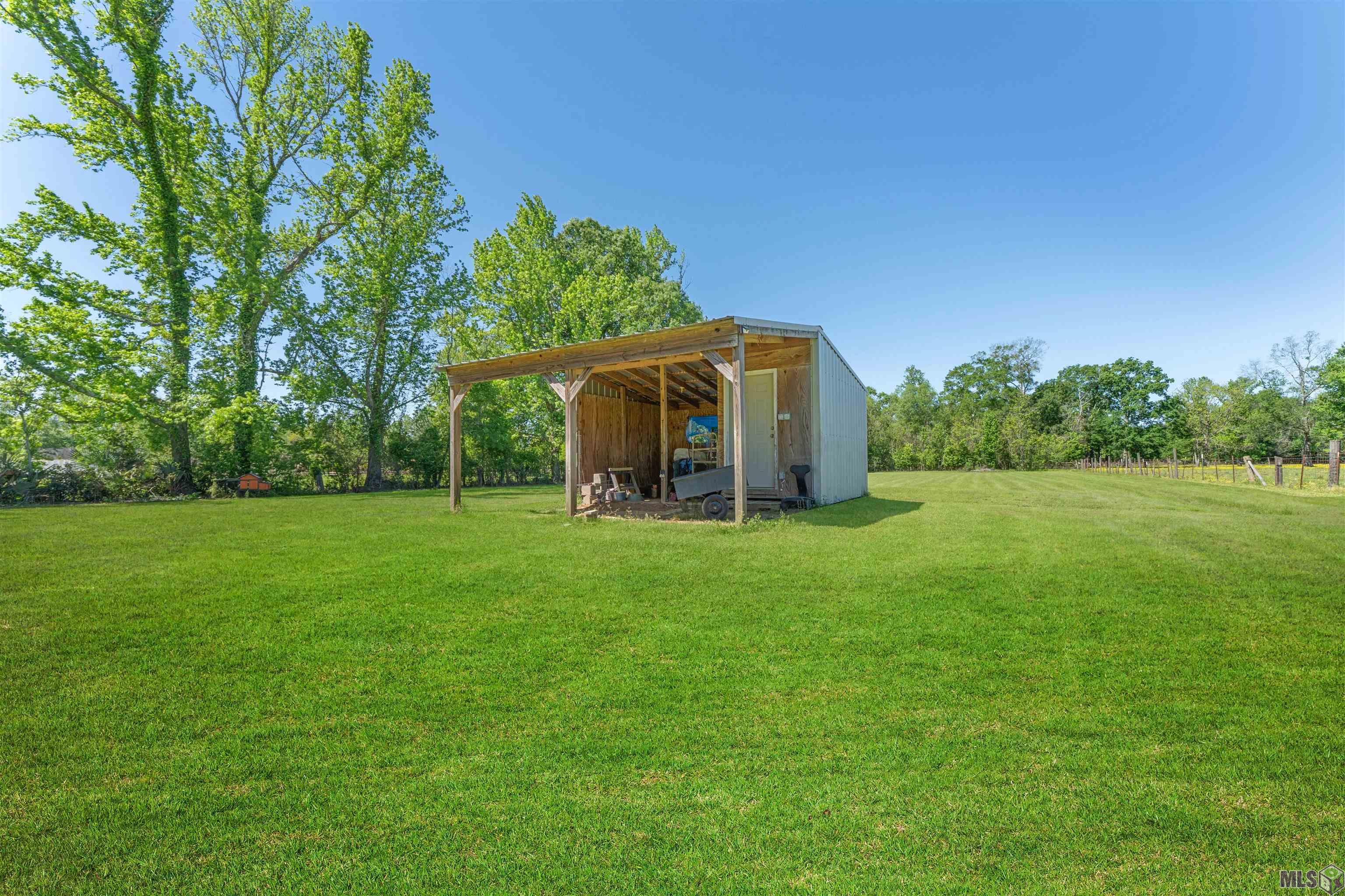 2015 Old Baker Road Baker, LA 70714 - Photo 11 of 28