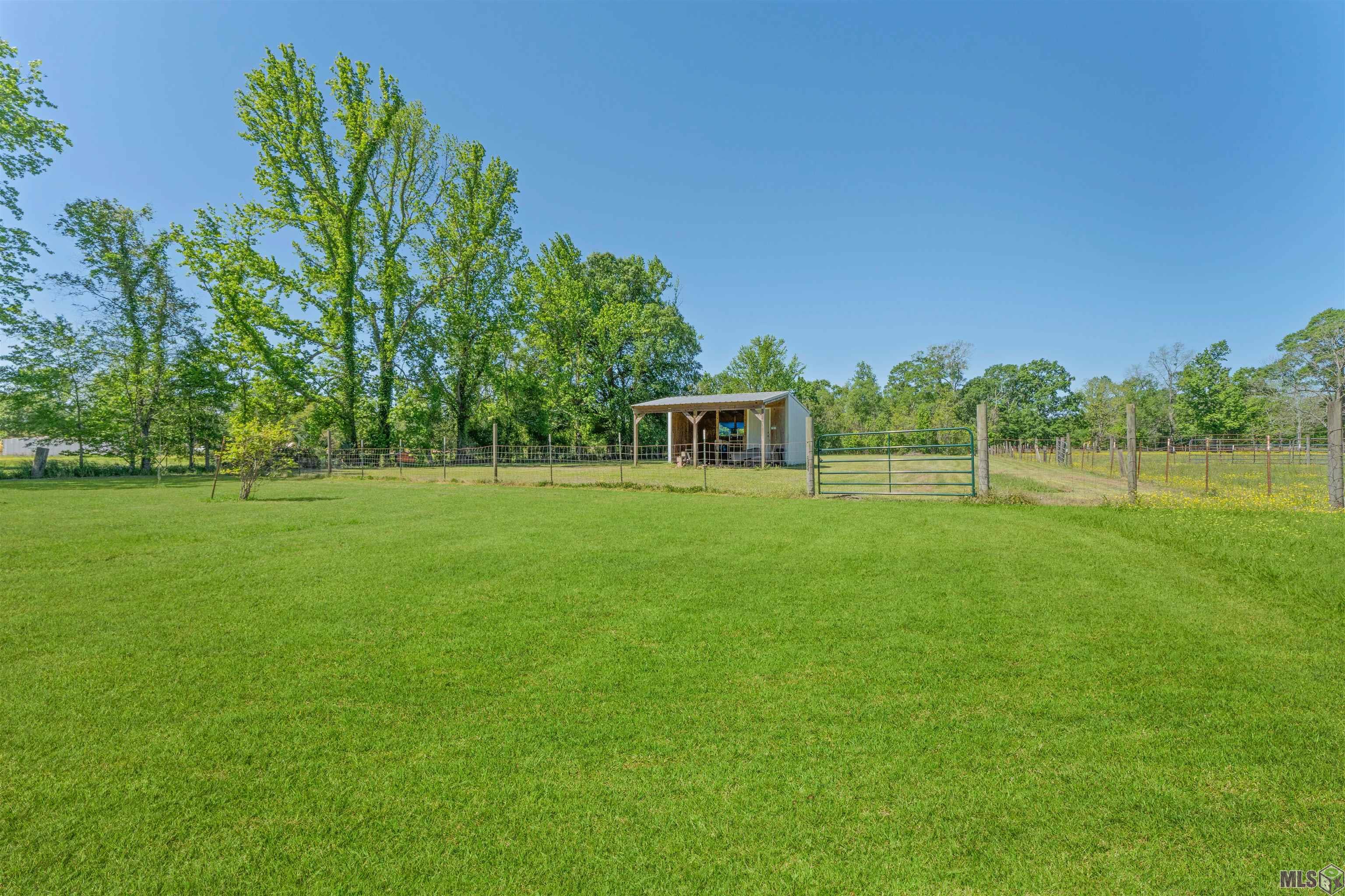 2015 Old Baker Road Baker, LA 70714 - Photo 10 of 28