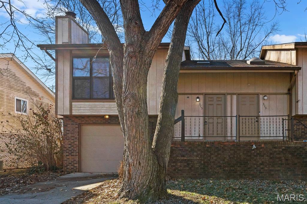 315 University Drive Belleville, IL 62221 - Photo 1 of 30