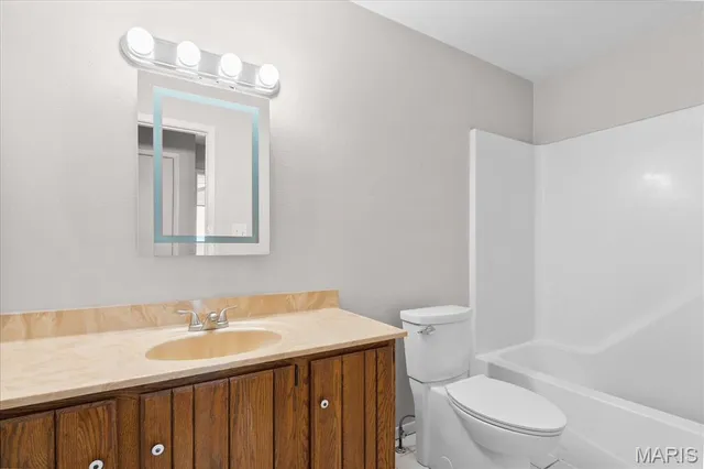 $169,900 | 315 University Drive, Belleville, IL 62221