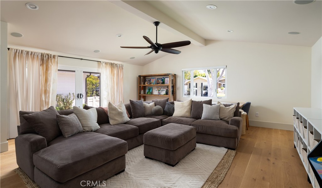 1312 Nottingham Road Newport Beach, CA 92660 - Photo 25 of 33
