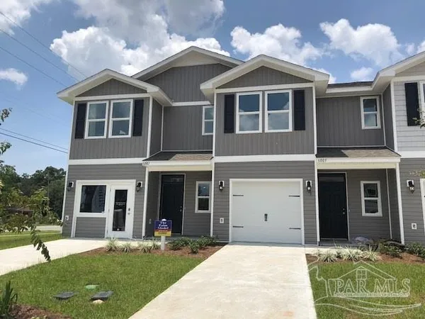 $1,850 | 6081 Royal Port Court, Pensacola, FL 32526