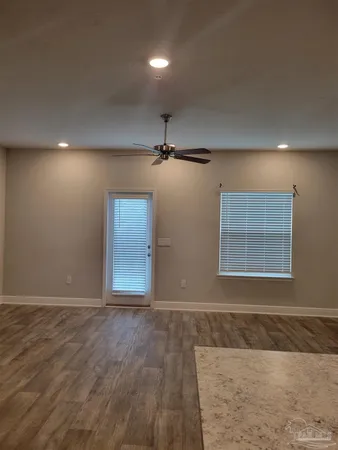 $1,850 | 6081 Royal Port Court, Pensacola, FL 32526
