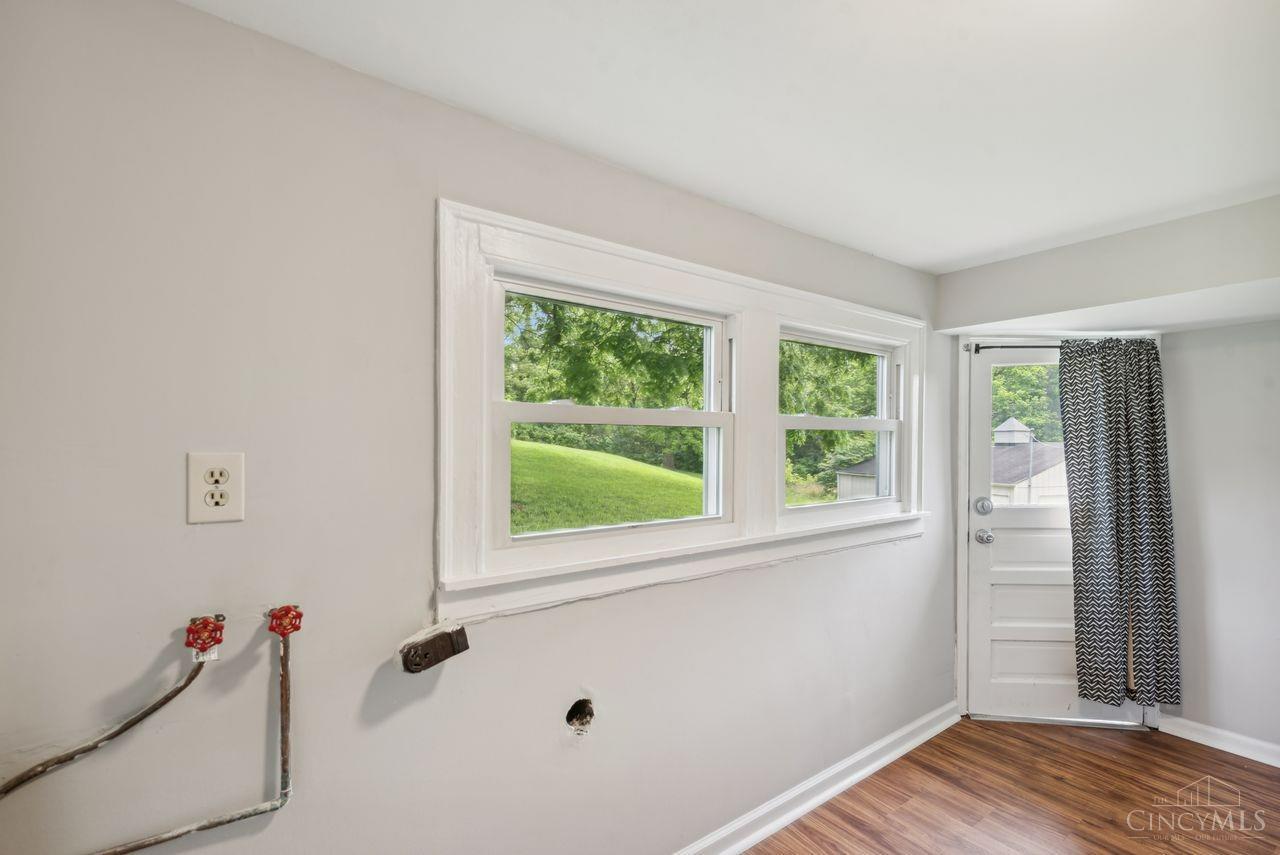 6466 Taylor Road Cincinnati, OH 45248 - Photo 29 of 36