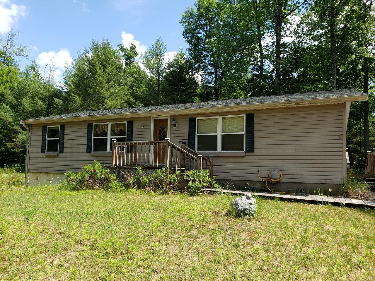 7047 Maple Bluff Lane Rhinelander, WI 54501 - Photo 12 of 24 Gallery Image 12