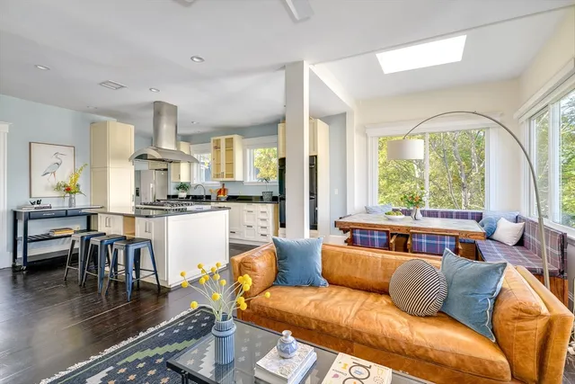 $1,195,000 | 161 Columbia Street, Unit 3, Cambridge, MA 02139