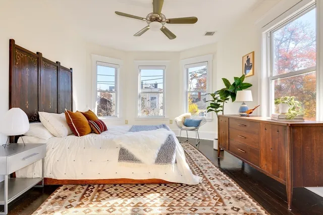 $1,195,000 | 161 Columbia Street, Unit 3, Cambridge, MA 02139