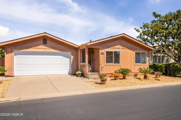 $235,000 | 915 Vista Del Sol, Santa Maria, CA 93458