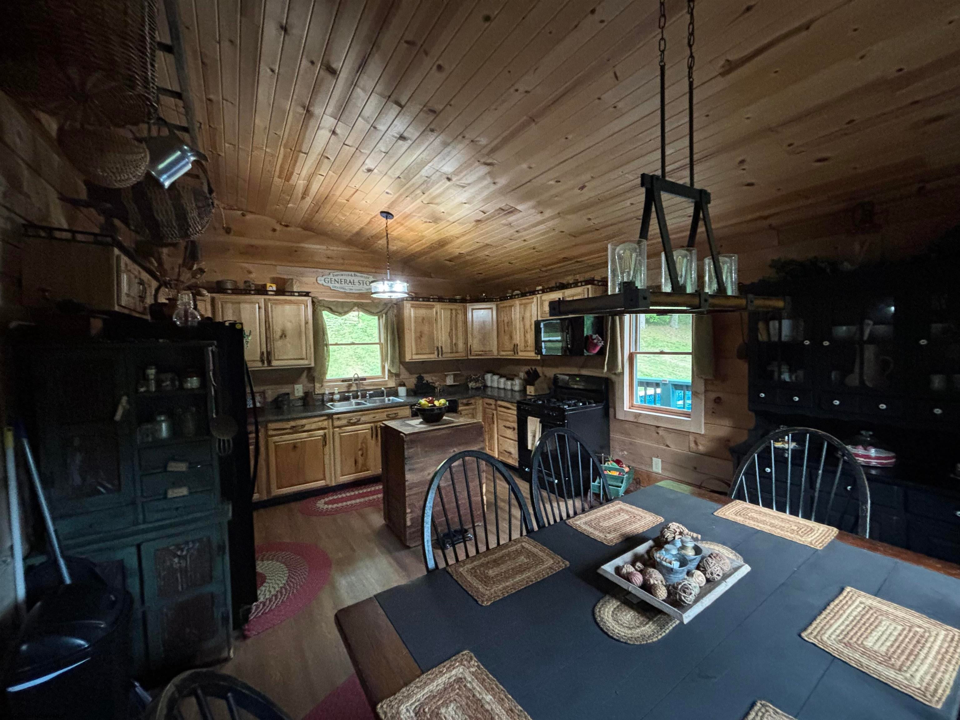 52 Kearns Road Salem, WV 26426 - Photo 6 of 39 Gallery Image 6