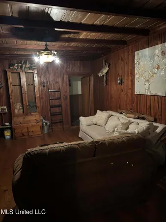 $185,000 | 1200 Highway 16, Yazoo City, MS 39194