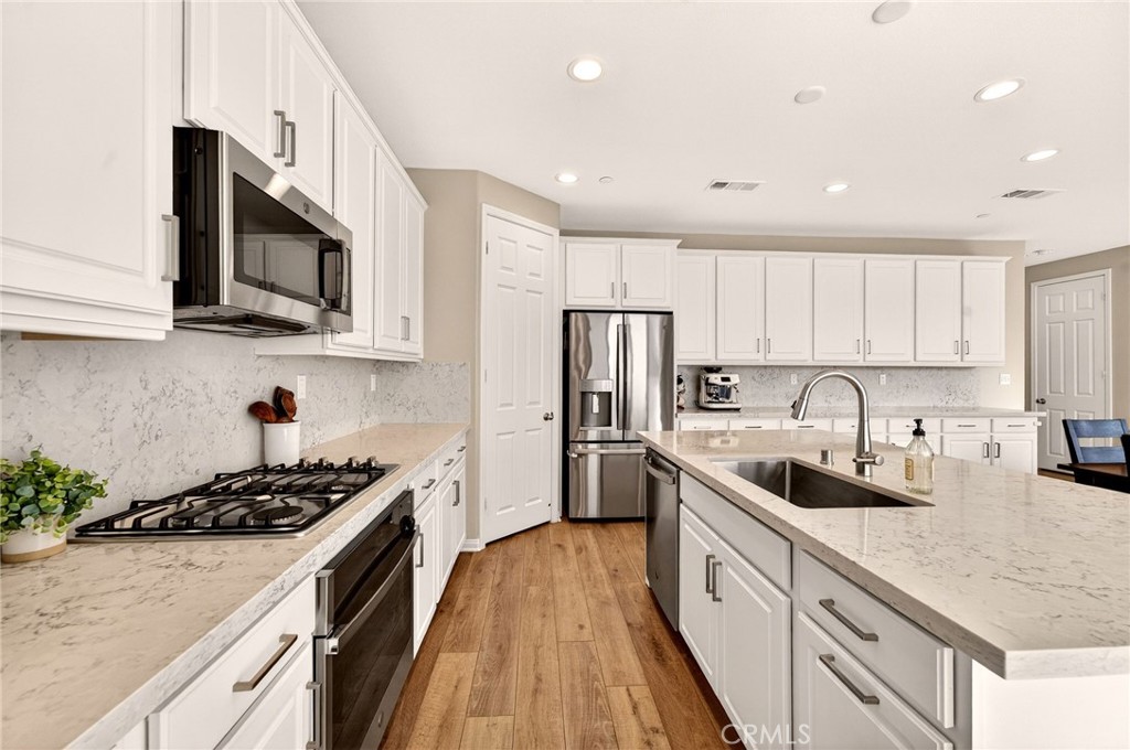 32071 Radiant Drive Temecula, CA 92591 - Photo 20 of 73