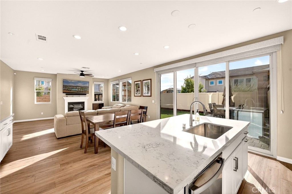 32071 Radiant Drive Temecula, CA 92591 - Photo 23 of 73