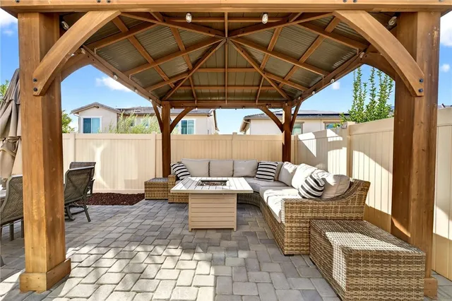 $730,000 | 32071 Radiant Drive, Temecula, CA 92591