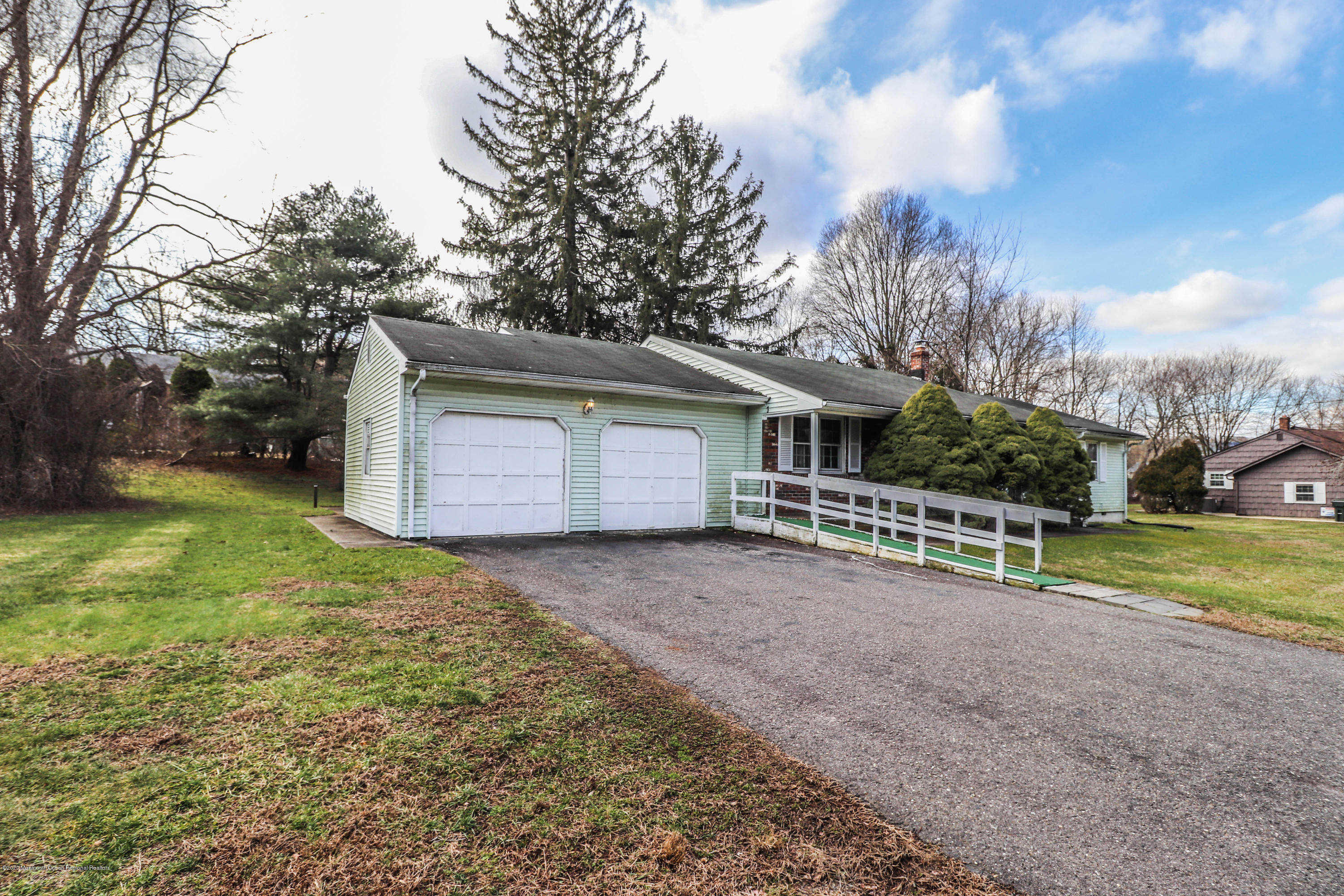 912 Deal Road Asbury Park, NJ 07712 - Photo 2 of 25 DAF14969-CD81-4DD6-B4C4-C284BDBB5C5F