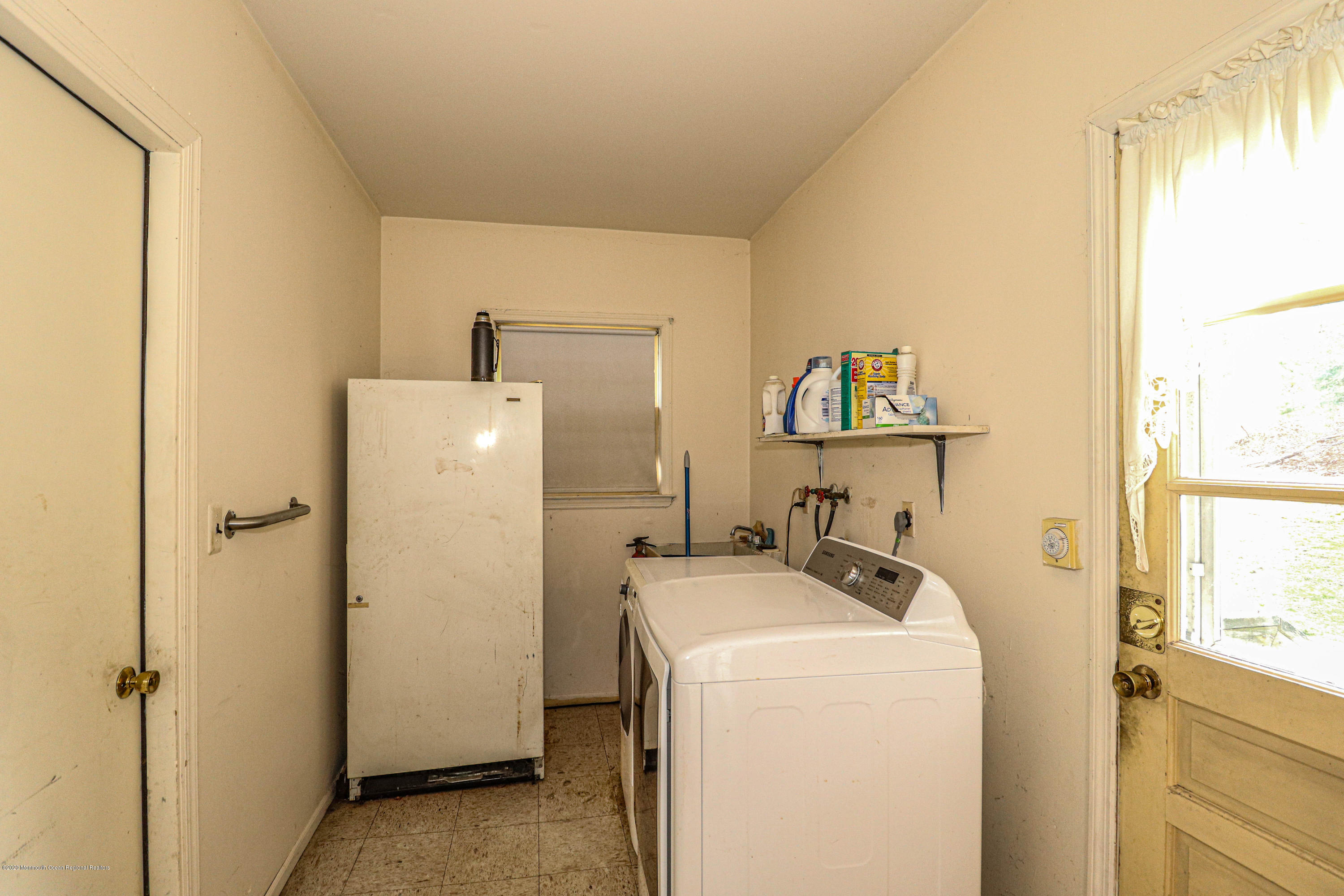 912 Deal Road Asbury Park, NJ 07712 - Photo 22 of 25 45F16037-2701-418A-AD72-862123AF84DF