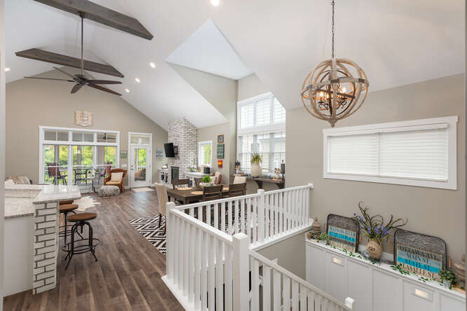 17 Windward Way Ottawa, IL 61350 - Photo 15 of 48 a view of a room and wooden floor