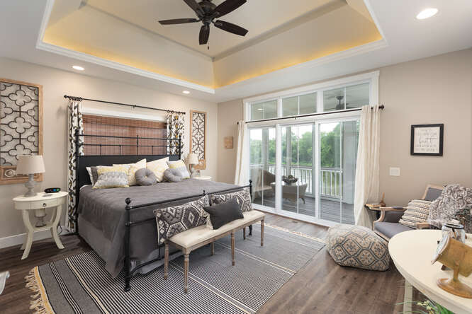 17 Windward Way Ottawa, IL 61350 - Photo 21 of 48 a bed room with a bed and a couch