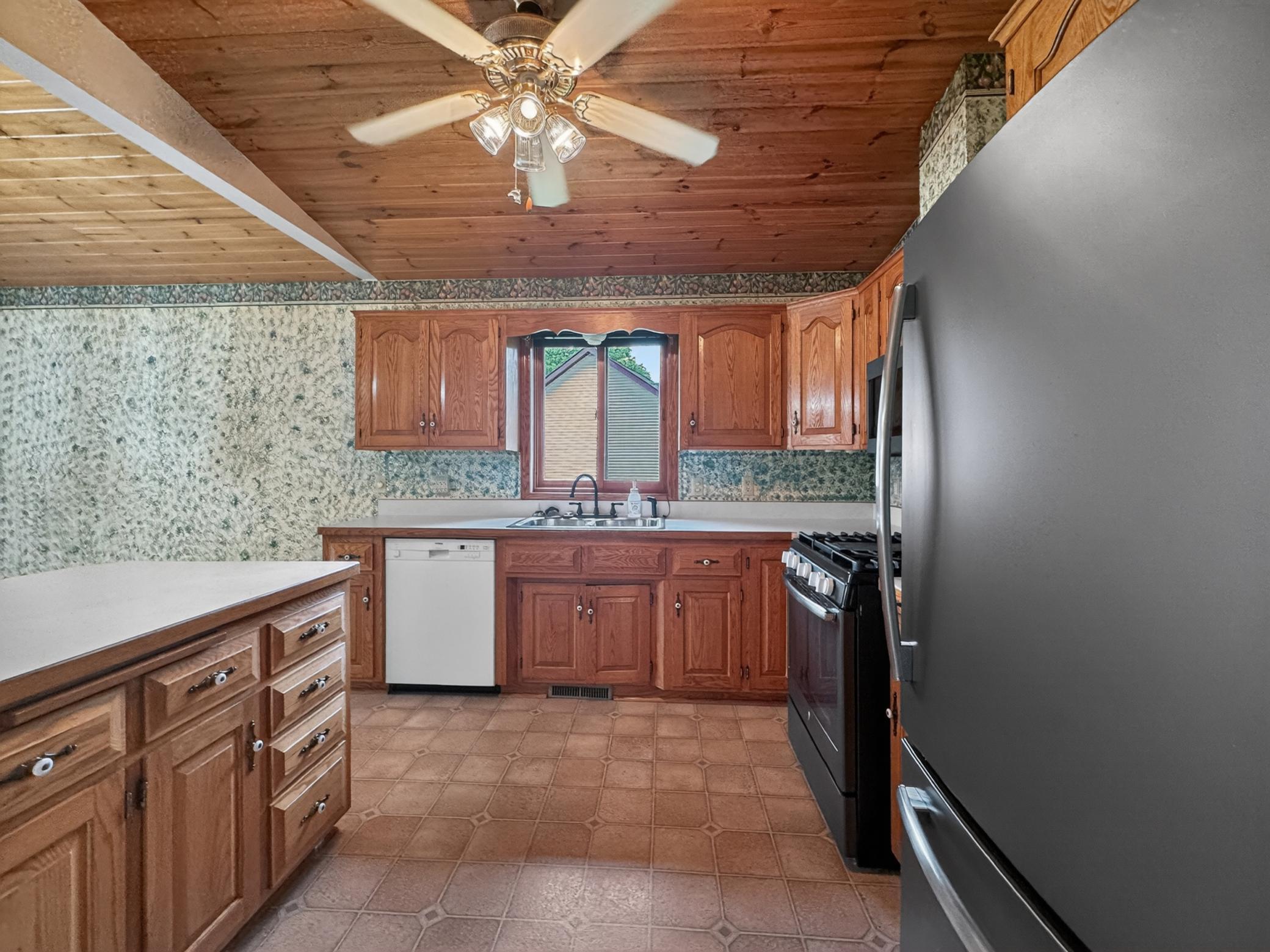 18302 Edgewater Road Northeast Pine City, MN 55063 - Photo 12 of 33