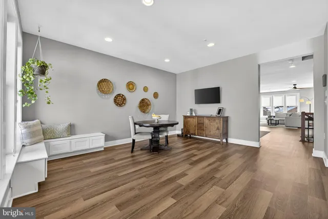 $1,025,000 | 1912 Potomac Avenue, Unit 102, Alexandria, VA 22301