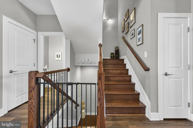 $1,025,000 | 1912 Potomac Avenue, Unit 102, Alexandria, VA 22301