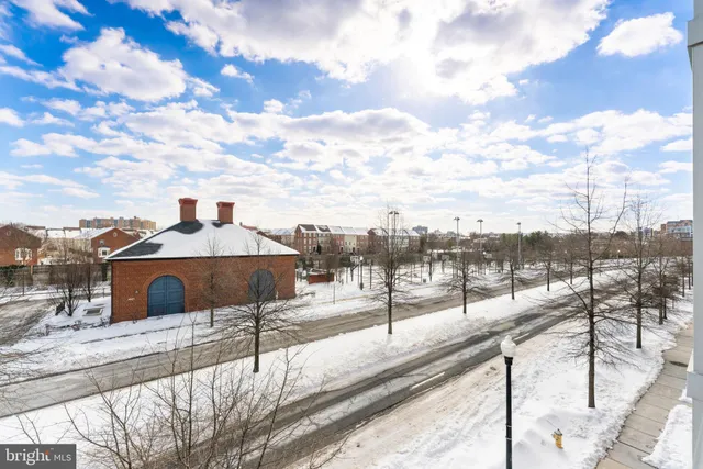 $1,025,000 | 1912 Potomac Avenue, Unit 102, Alexandria, VA 22301