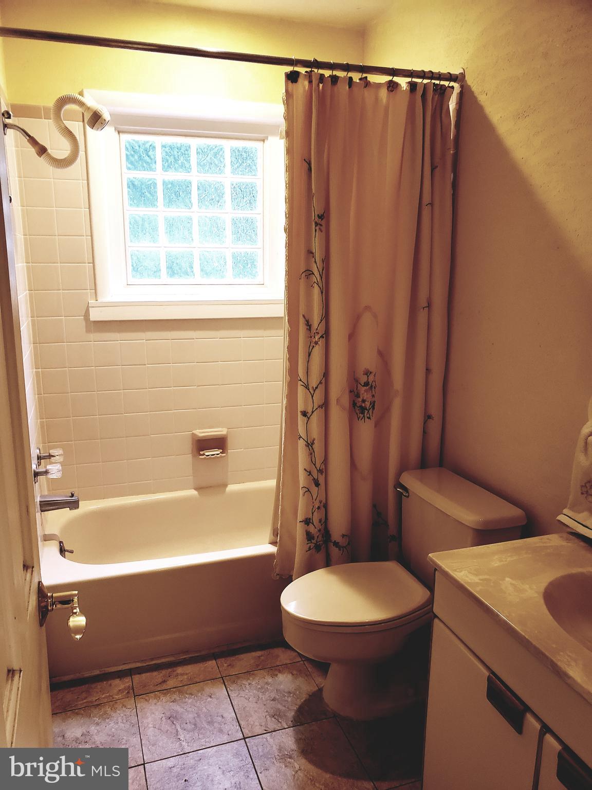 1311 Steamboat Run Road Shepherdstown, WV 25443 - Photo 10 of 28 Gallery Image 10