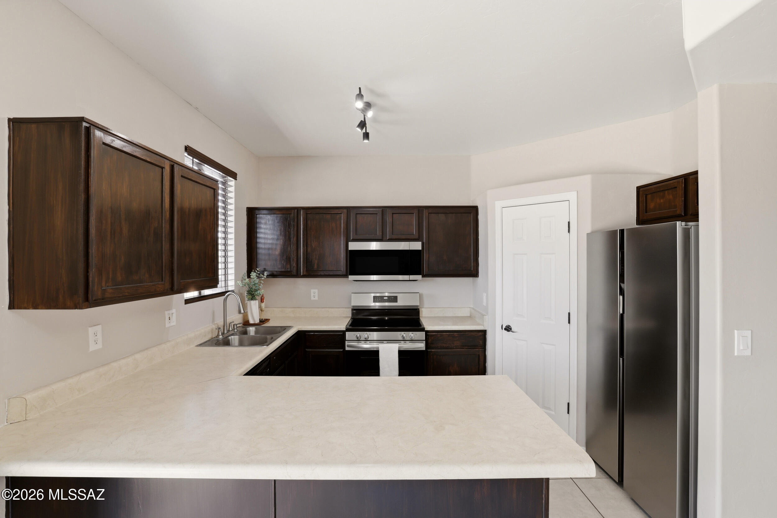 7740 South Lions Spring Way Tucson, AZ 85747 - Photo 21 of 43