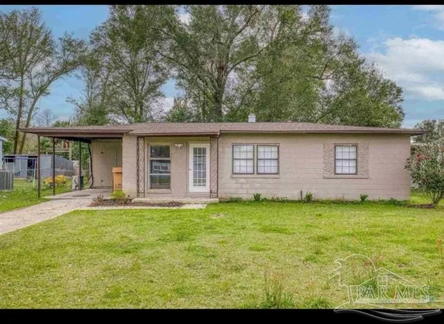 $1,450 | 5519 Mayfair Drive, Pensacola, FL 32506