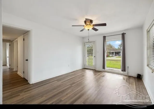 $1,450 | 5519 Mayfair Drive, Pensacola, FL 32506