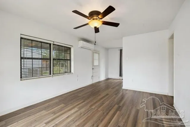 $1,450 | 5519 Mayfair Drive, Pensacola, FL 32506